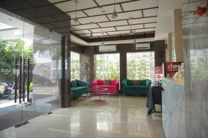 Loji Hotel