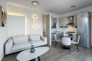 Melmare Residence