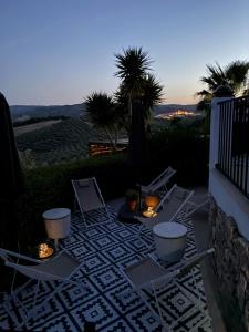 Casa de Ladera - Private Villa with Lake Views, Pool & Jacuzzi