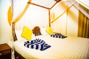Bird Paradise Cabana