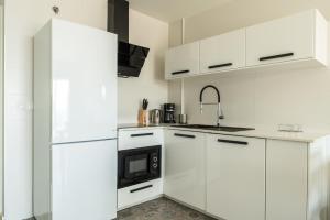 Azure Beach Apartment
