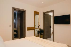 Erics Apartment