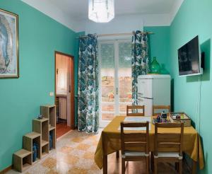 Casa Flor within walking distance of the center
