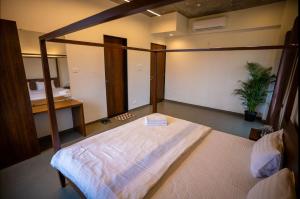 Evara Sky Jacuzzi Villa