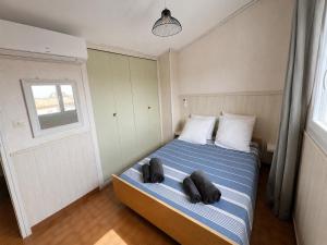 Duplex avec Balcon - Climatisation - 150 m de la plage
