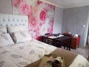 Stylish Secure 1-Bedroom Apartment in Springs, South Africa