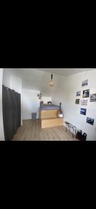 3-bedroom house with garden, hammock, and sand between your toes