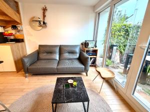 Duplex with garden, right next to Paris - Metro 11