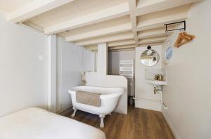 Designer 2 BDR flat 2WC in le Marais