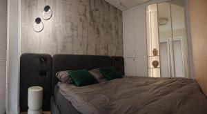 110 Grand Bulwar Apartment