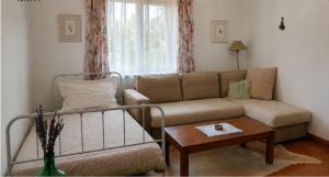 Sunset Vista Apartment B