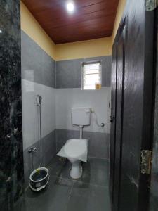 UrbanPG&Hostel Boys Only