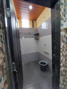 UrbanPG&Hostel Boys Only