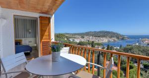 Panoramic Sea Views