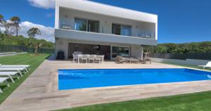 Modern Villa Olivera with Private Pool
