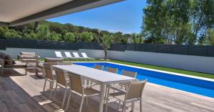 Modern Villa Olivera with Private Pool