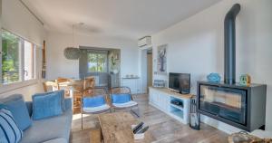 Panoramic Sea Views