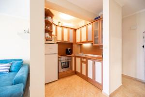 5 min walk from the beach 3