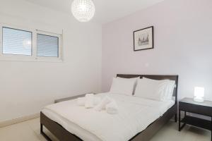 AFOTI Breeze Apartments