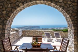 One bdr Villa-Sleeps 4-Hot Tub-Sea View-Parking
