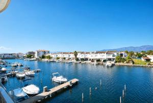 Apartamento con vistas canal ref 114