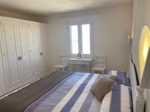 Coqueto apartamento con piscina en Calan Blanes