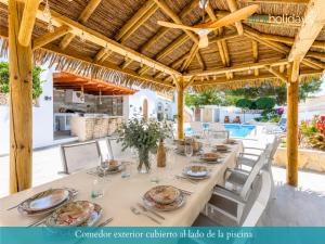 Villa George - HMR Holidays
