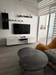 Qerret Flat House