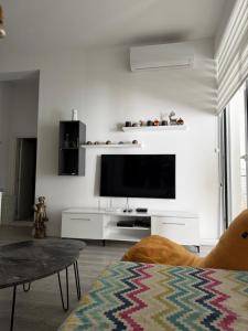 Qerret Flat House