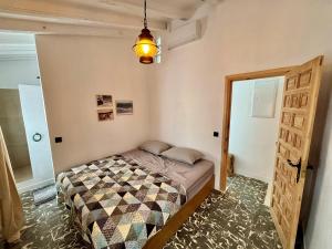 Mediterranes Hafen-Loft in Moraira mit spektakulärer Dachterrasse direkt am Meer