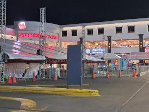 76 1 Deprto 2 dormitorios frente al Parque La Carolina Metro Vía Quito