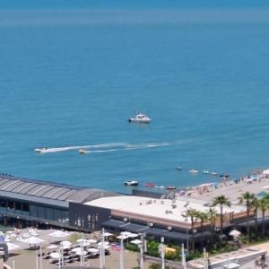 BATUMi SEA TOWERS SEA VIEW