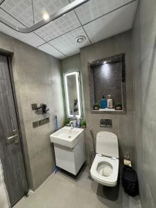 Sienna Suite - Panoramic Views, Supernova, Noida