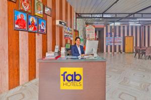 FabHotel Shree Ram Aadhar 900 Mtr from Ram mandir