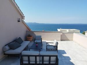 Lela Apartments