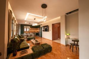 Penelope Luxury Suite, Historic Nearchou, Neoclassical Charm in Chania