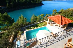 Villa Lukrecia -Stunning Sea View Retreat