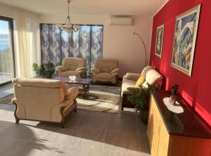 Villa Lukrecia -Stunning Sea View Retreat