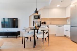Marina Real III Penthouse - by Welcomely