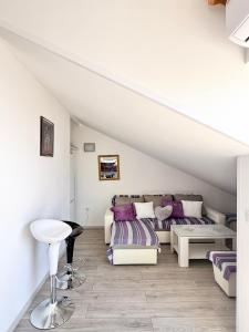 Apartment Ana - Sea View Rooftop, Novalja
