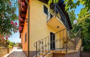 Awesome Home In Krusevo With Wifi