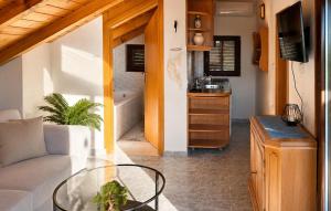 Awesome Home In Krusevo With Wifi