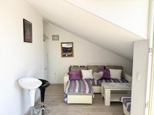 Apartment Ana - Sea View Rooftop, Novalja