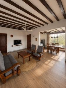 Malcom Ocean View Retreat
