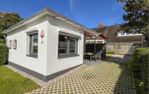 1 Bedroom Gorgeous Home In Haffkrug