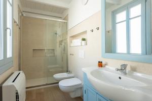 Vitabella - Modern house with courtyard and free Wi-Fi