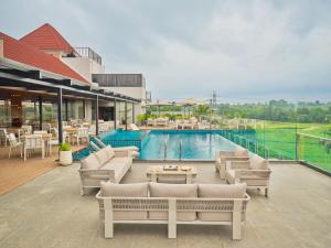 JP Crowne Regency
