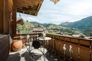 Alpine Apartment by Carista Homes