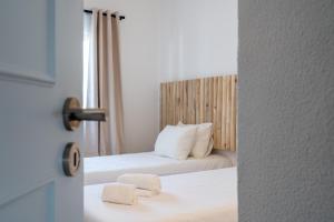 Alporchinhos Sea View Retreat by Algarstays