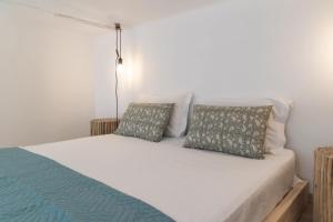 Akti Waterfront Modern Lofts - Pelagos